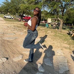 Meet your Posher, Ashanti